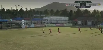 高洪波率队在关键时刻取得胜利，晋级女足决赛的简单介绍